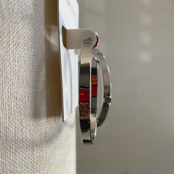 Tory Burch Kira Hoop Earrings - Picture 3 of 7